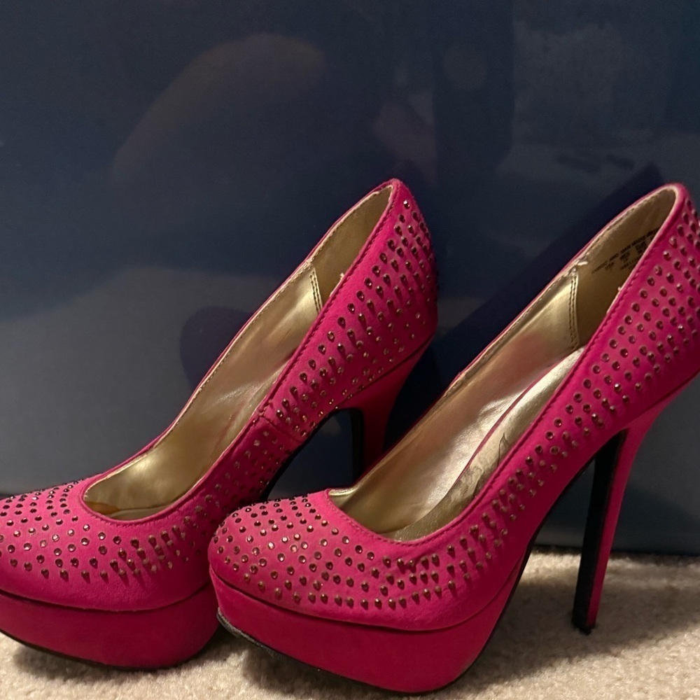 Steve Madden Glamorous Pink Platform Heels with Rhinestones